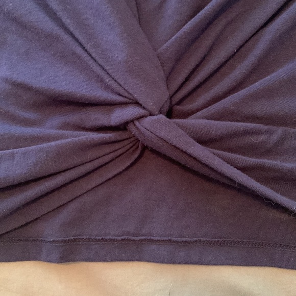 3/$30 Forever 21 navy knot crop top - Picture 2 of 4